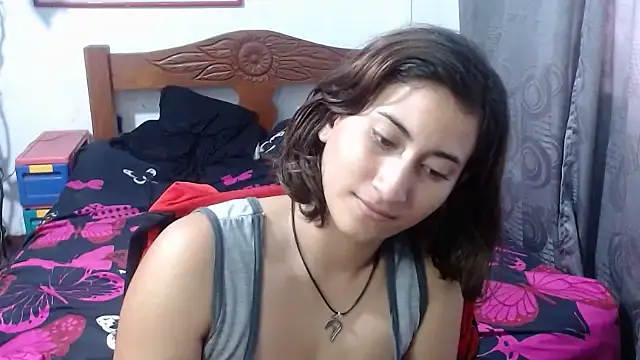 LadyMilk003 online show from 03/18/25, 06:48