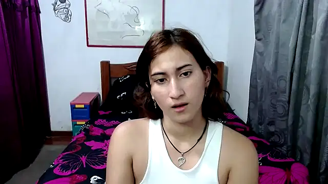 LadyMilk003 online show from 09/15/25, 03:45