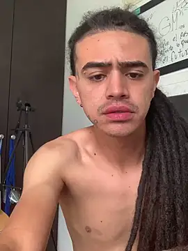 JovenDesobediente online show from 09/16/25, 04:41