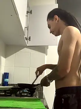 JovenDesobediente online show from 10/16/25, 03:51