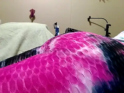 Snapshot of missthickness35_Pika chatting on 09/13/25, 03:06 missthickness35 Pika online show from 09/13/25, 03:06