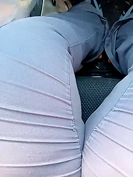 Snapshot of missthickness35_Pika chatting on 10/03/25, 02:36 missthickness35 Pika online show from 10/03/25, 02:36