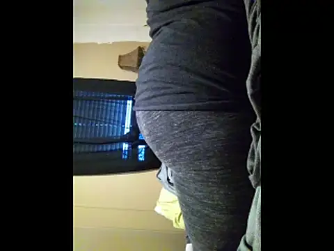 Snapshot of missthickness35_Pika chatting on 02/14/26, 10:39 missthickness35 Pika online show from 02/14/26, 10:39
