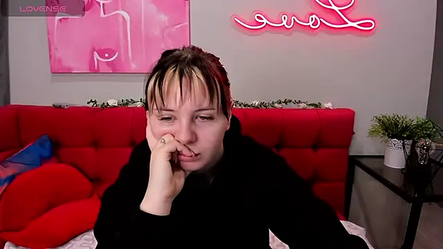 Sherry  cherry online show from 09/18/25, 01:51
