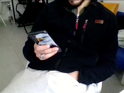 stepmarto3 online show from 01/07/25, 10:11