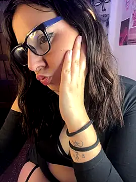 agoosvokk online show from 11/08/25, 01:06