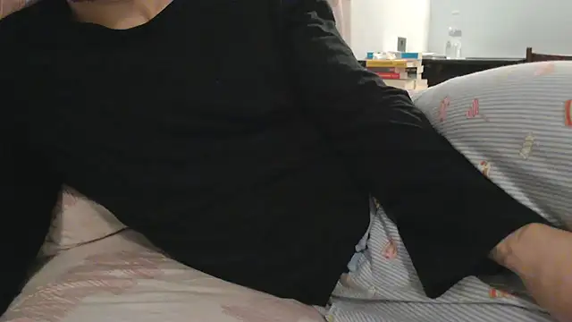 -theshyguy92- online show from 02/08/25, 10:08