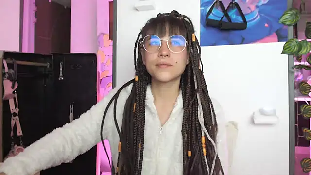 Hellen dumont online show from 06/06/26, 01:32