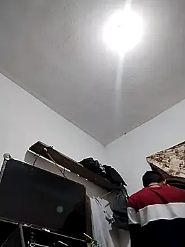 Flaquito pitudo online show from 12/21/24, 10:51