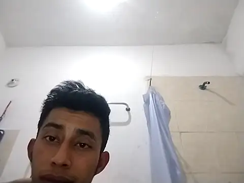 Flaquito pitudo online show from 12/25/24, 12:59