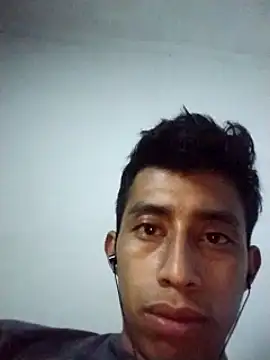 Flaquito pitudo online show from 03/05/25, 07:49