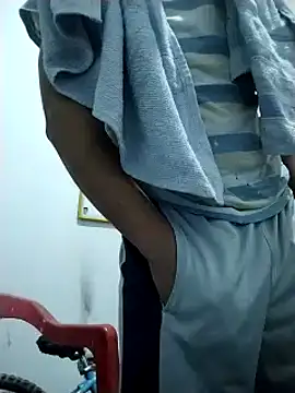 Flaquito pitudo online show from 03/12/25, 05:24