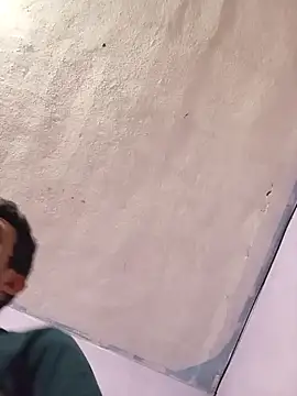 Snapshot of Flaquito_pitudo chatting on 11/17/25, 01:22 Flaquito pitudo online show from 11/17/25, 01:22