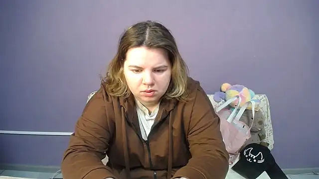 Snapshot of so_shy chatting on 05/12/26, 06:32 so shy online show from 05/12/26, 06:32