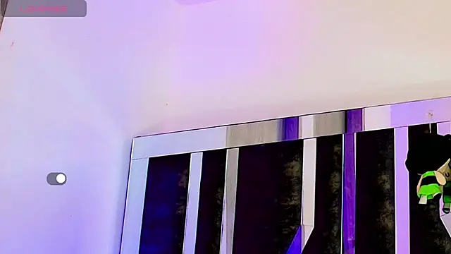 honey skin online show from 09/29/25, 05:01