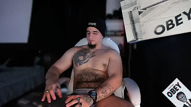 kingbear777 online show from 02/09/25, 10:11