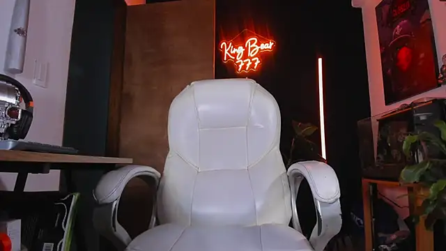 kingbear777 online show from 06/28/26, 04:40