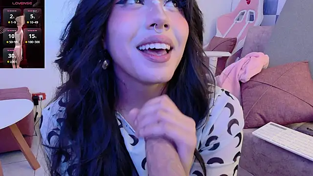 Snapshot of Ag4ta_ chatting on 02/14/25, 12:09 Ag4ta online show from 02/14/25, 12:09