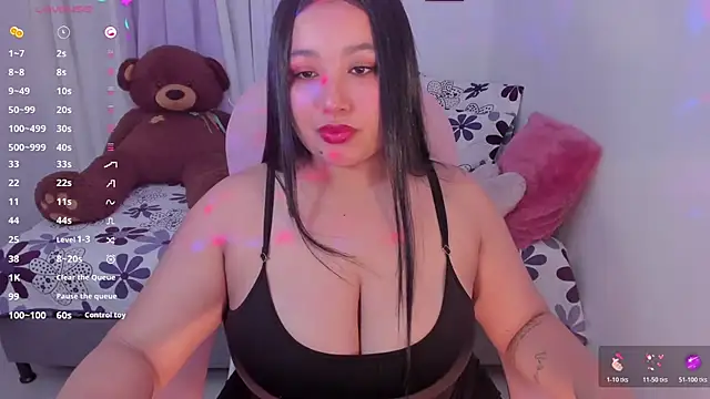 Snapshot of _Arianna08_ chatting on 11/10/25, 03:27 Arianna08 online show from 11/10/25, 03:27