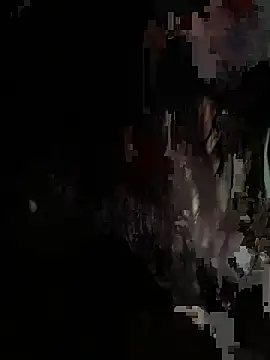 Suri amabel online show from 09/30/25, 04:23