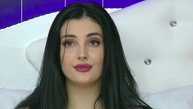 Snapshot of SophiaVilner chatting on 02/10/25, 09:58 SophiaVilner online show from 02/10/25, 09:58