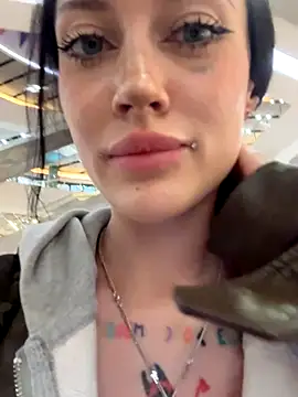 Melissa crazy online show from 11/07/25, 03:45