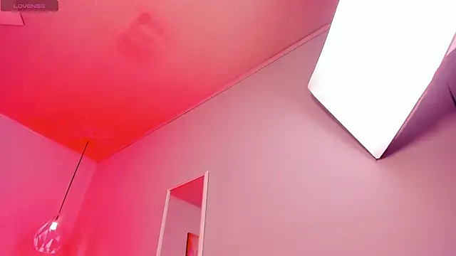 ScarletGV online show from 10/09/25, 09:13