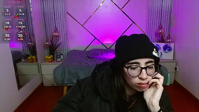 LenaRoses online show from 07/04/26, 07:31