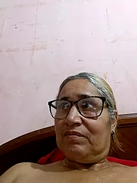  candi online show from 09/18/25, 02:35