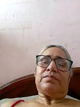  candi online show from 10/12/25, 05:23