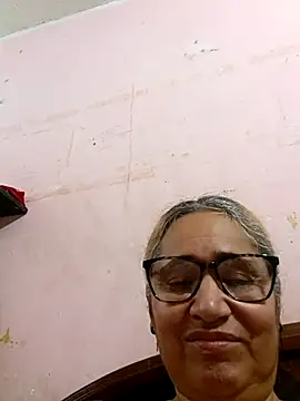  candi online show from 10/22/25, 12:38