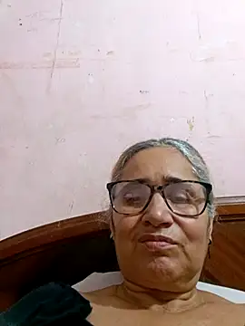  candi online show from 11/15/25, 12:41