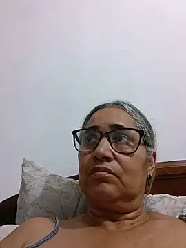  candi online show from 06/09/26, 12:44