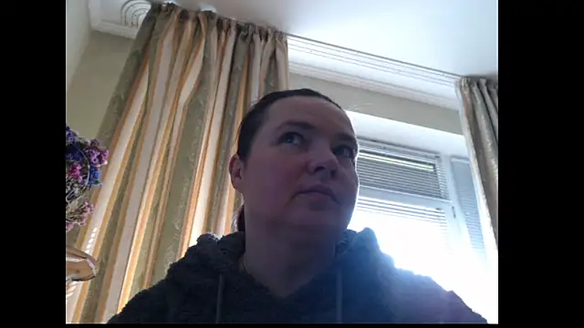 Snapshot of amorelara chatting on 09/28/25, 08:31 amorelara online show from 09/28/25, 08:31