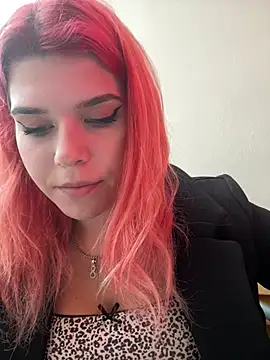 RiriRoseey online show from 12/10/24, 11:54