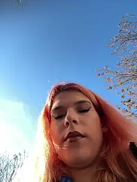 RiriRoseey online show from 12/18/24, 08:42
