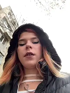 RiriRoseey online show from 12/23/24, 08:22