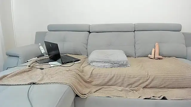 Kristina Sinclair online show from 06/09/26, 11:22