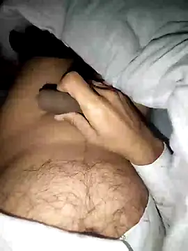 studboy1111 online show from 12/23/24, 06:37