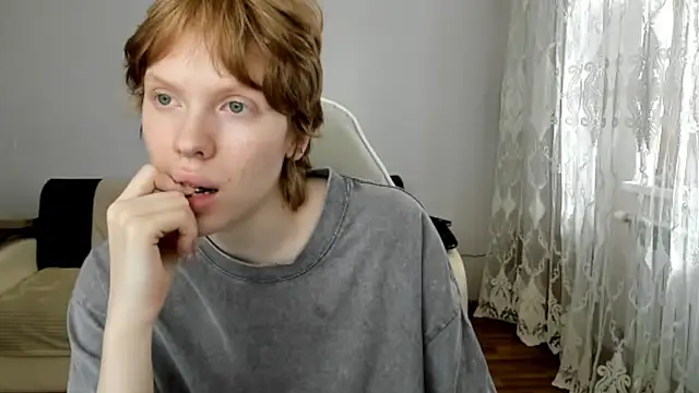 StellaDavis online show from 06/01/26, 11:12