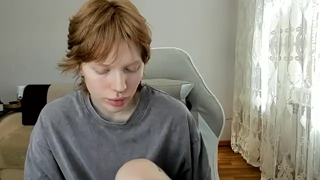 StellaDavis online show from 06/04/26, 11:05