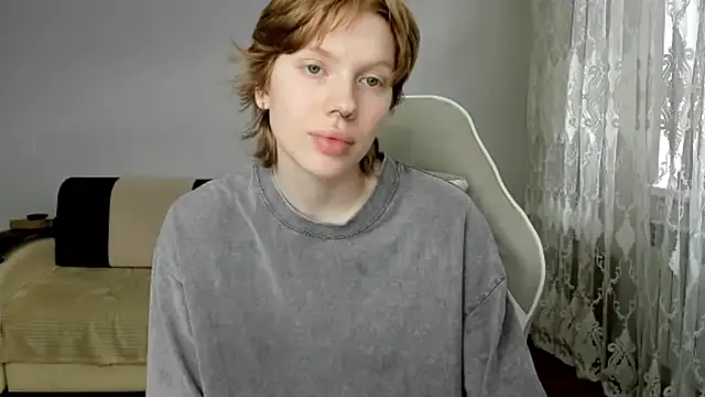 StellaDavis online show from 06/05/26, 12:00