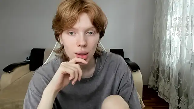 Snapshot of StellaDavis chatting on 07/19/26, 11:03 StellaDavis online show from 07/19/26, 11:03