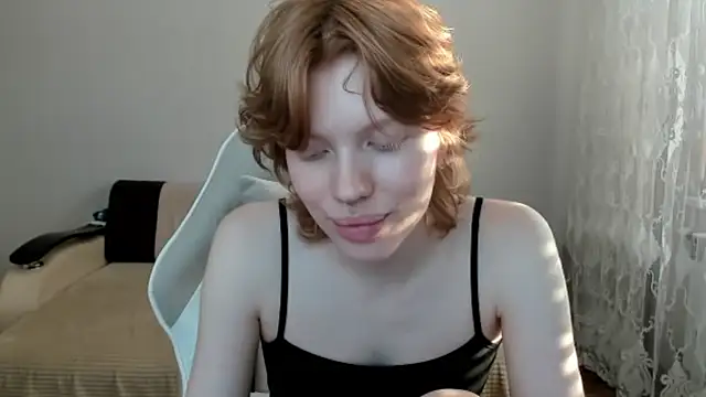 Snapshot of StellaDavis chatting on 07/28/26, 03:21 StellaDavis online show from 07/28/26, 03:21