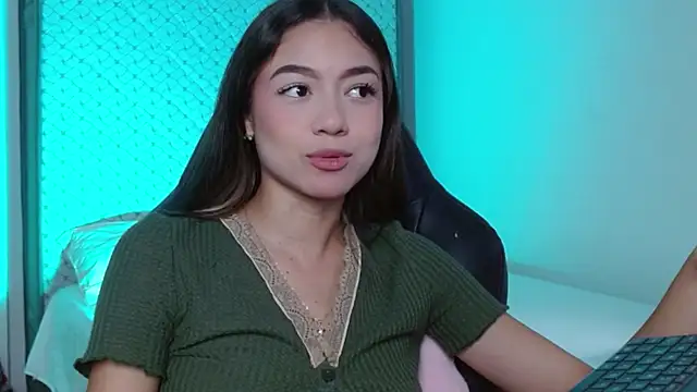 Snapshot of hantonella_ chatting on 07/28/26, 03:21 hantonella online show from 07/28/26, 03:21