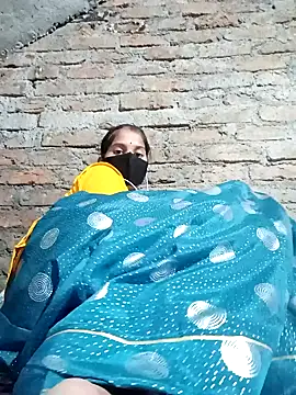 Anushka Ji online show from 12/31/24, 04:35