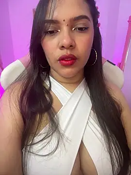 krishaa  online show from 06/11/26, 07:01