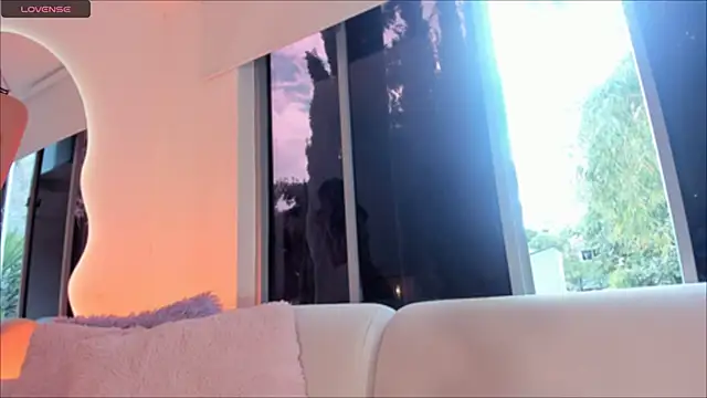 Megan-holly online show from 11/02/25, 05:26