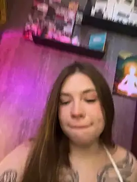 Vikki toriya online show from 05/02/26, 10:53