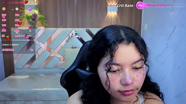 victoria castillo b online show from 10/08/25, 03:15